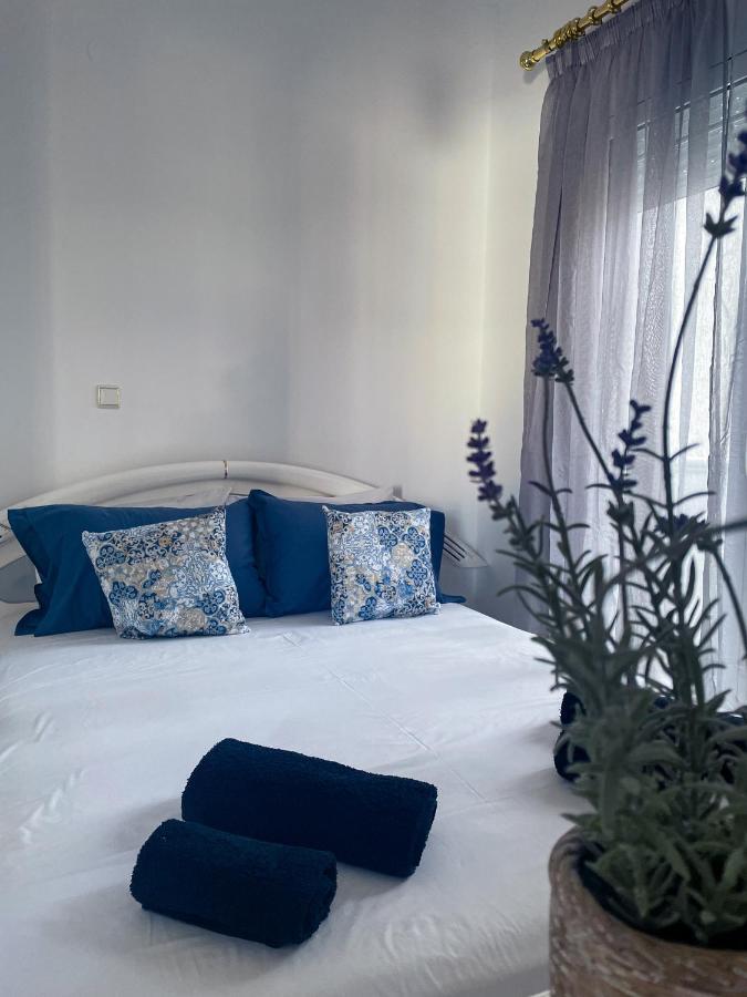 Coastline Apartment Néa Péramos Kültér fotó